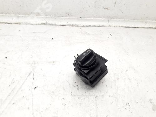 Used Headlight switch MERCEDES-BENZ A-CLASS (W169) A 200 CDI (169.008, 169.308) (140 hp) 11151793