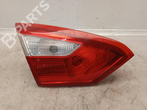 left-tailgate-light-ford-focus-iii-20-tdci-bm5113a603ad-4-puertas-tapa-maletero-2010-2011-2012-2013-2014-2015-2016-2017-2018-2019-2020-11162474 main image