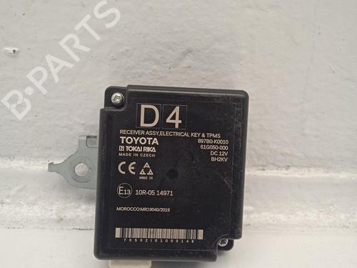 Módulo eletrónico TOYOTA YARIS (_P21_, _PA1_, _PH1_) 1.5 Hybrid (MXPH10, MXPH11) (116 hp) 33017551