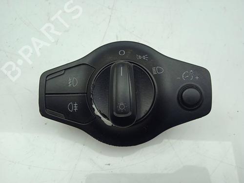 Used Headlight switch AUDI A4 B8 (8K2) 2.0 TDI 16V (140 hp) 11165593