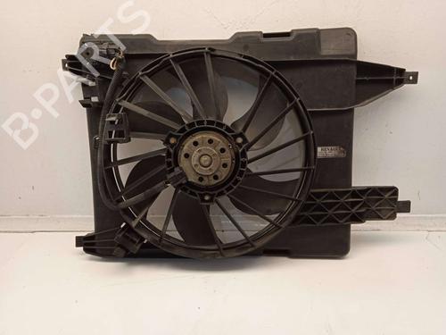 radiator-fan-renault-megane-ii-bm01_-cm01_-8200151464-2001-2002-2003-2004-2005-2006-2007-2008-2009-2010-2011-2012-4336581 main image