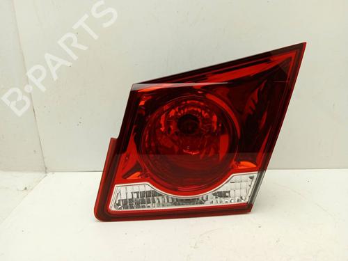 Used Right tailgate light CHEVROLET CRUZE (J300) [2009-2026]  4621692