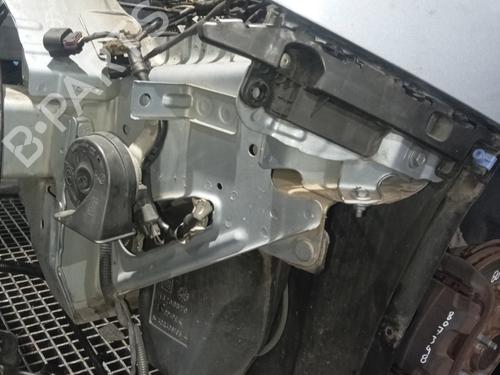 windscreen-washer-tank-chevrolet-cruze-j300-13260579-2009-22647866 main image