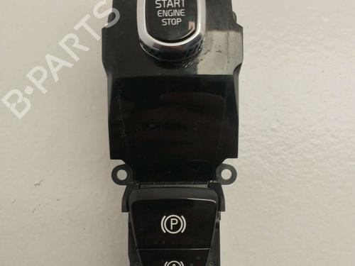 Used Switch Switch VOLVO XC60 II (246) B5 Mild-Hybrid AWD (250 hp) 40096145 40096145
