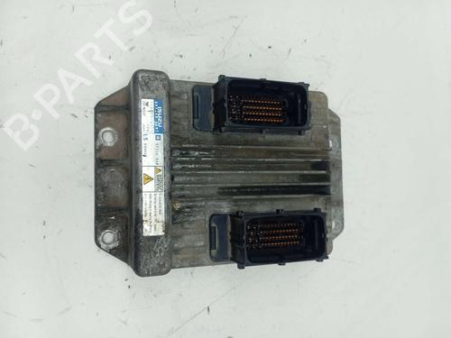 Used Engine control unit (ECU) OPEL MERIVA A MPV (X03) [2003-2010]  31618004