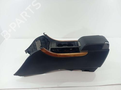 Used Armrest / Center console Armrest / Center console LAND ROVER RANGE ROVER SPORT I (L320) [2005-2013] 18549349 18549349