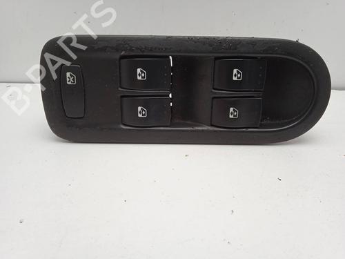 Used Left front window switch Left front window switch RENAULT SCÉNIC II (JM0/1_) 1.9 dCi (JM0G, JM12, JM1G, JM2C) (120 hp) 4345707 4345707
