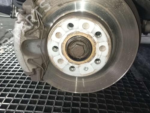 Used Left front steering knuckle Left front steering knuckle VW GOLF PLUS V (5M1, 521) [2004-2013] 17321846 17321846