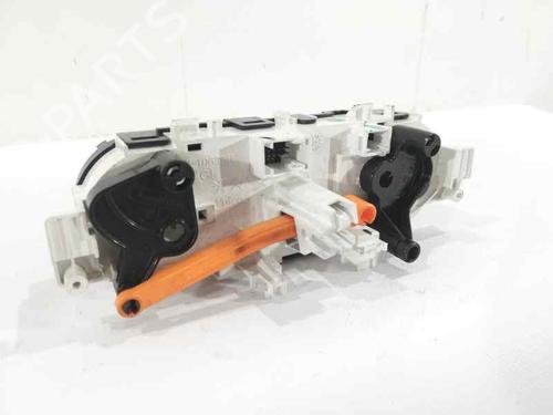 Climate control PEUGEOT 208 I (CA_, CC_) 1.2 VTI 82 | BP4353870I5