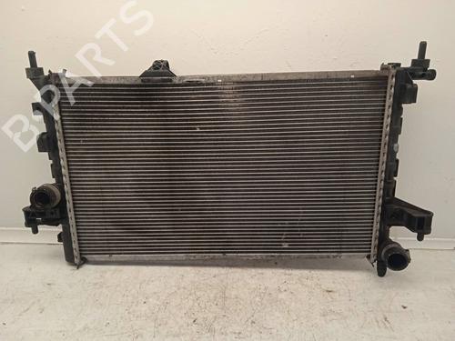 water-radiator-opel-corsa-c-x01-13100381-2000-2001-2002-2003-2004-2005-2006-2007-2008-2009-11159293 main image