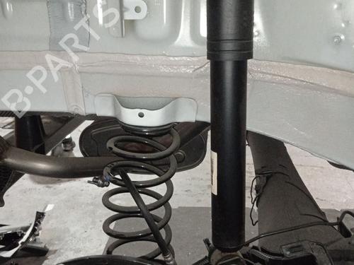 Højre bagtil støddæmper CITROËN C4 III (BA_, BB_, BC_) 1.2 PureTech 130 (BAHNSA, BAHNSB) (130 hp) 32325623