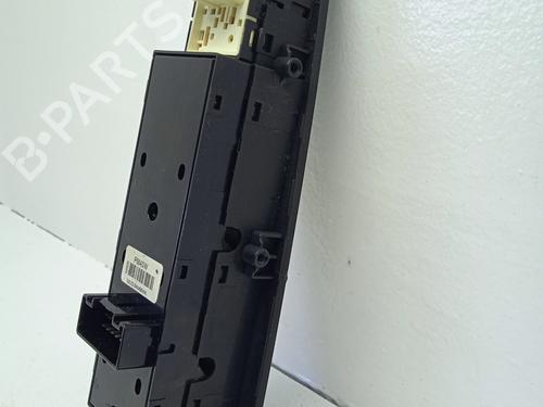 Left front window switch KIA SPORTAGE III (SL) | BP31618427I27