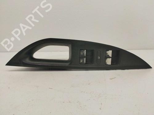 Used Left front window switch SEAT ALTEA (5P1) 1.9 TDI (105 hp) 18257511