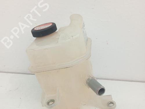 windscreen-washer-tank-toyota-auris-estate-_e18_-2013-2014-2015-2016-2017-2018-34277812 main image