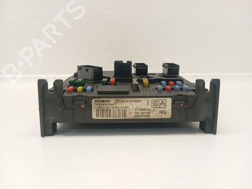 Used Fuse box Fuse box 37757740 37757740