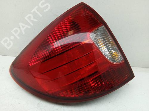 Used Left taillight KIA RIO I Hatchback (DC) 1.5 16V (97 hp) 4275320