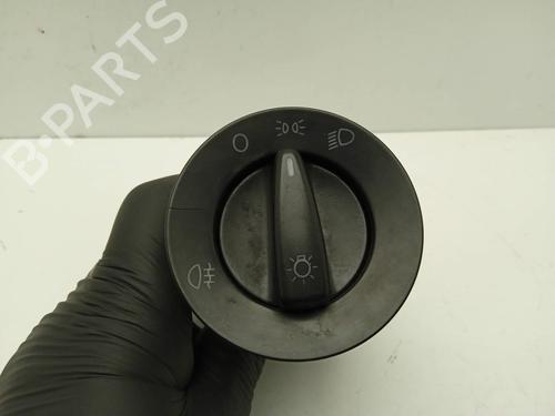 Interruttore luci VW POLO (6N2) 1.4 16V (75 hp) 4264441