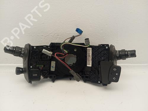 Used Headlight switch RENAULT GRAND SCÉNIC II (JM0/1_) [2004-2009]  31616509
