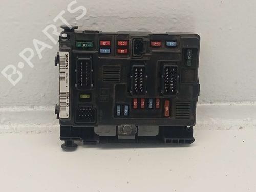 fuse-box-citroen-xsara-picasso-n68-1999-2000-2001-2002-2003-2004-2005-2006-2007-2008-2009-2010-2011-2012-31616964 main image