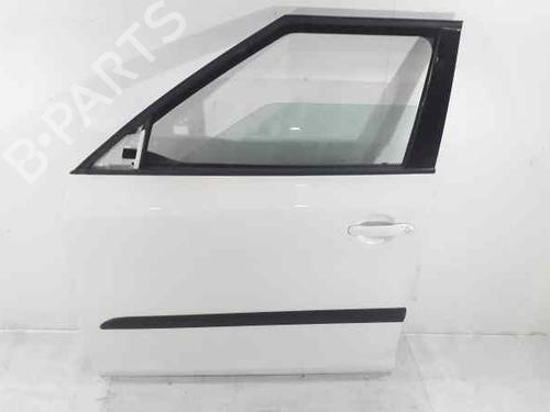 Used Left front door SKODA FABIA II (542) [2006-2014]  4622846