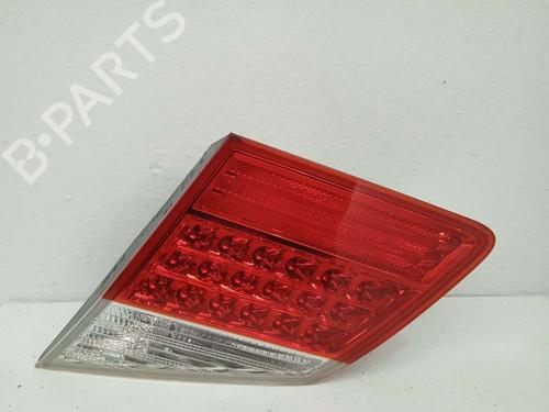 right-tailgate-light-hyundai-genesis-coupe-2008-34632759 main image