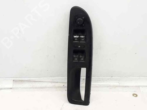 Used Left front window switch VW PASSAT B6 Variant (3C5) [2005-2011]  5106488