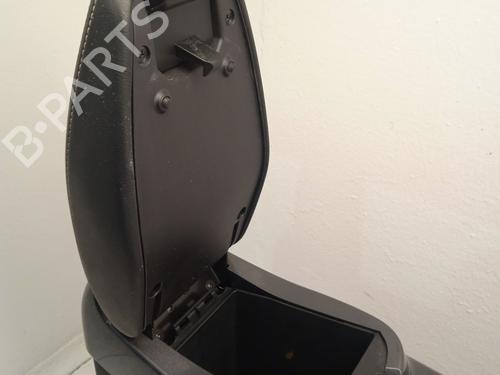 Armrest / Center console NISSAN JUKE (F16_) 1.0 | BP32474794I20 