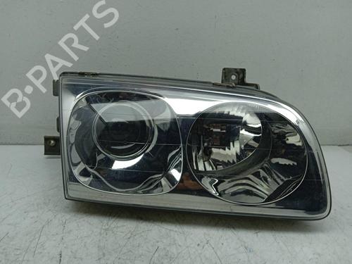 Used Right headlight HYUNDAI TRAJET (FO) [1999-2008]  4324789