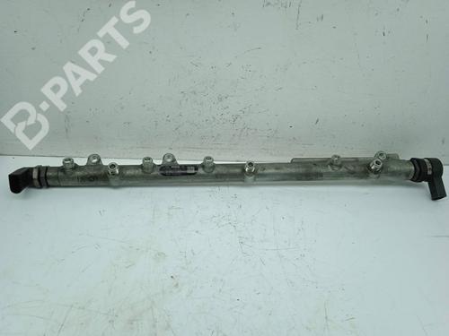 Used Injection rail Injection rail BMW 3 (E90) 330 xd (231 hp) 11166023 11166023