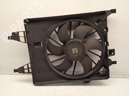 Used Radiator fan RENAULT KANGOO / GRAND KANGOO II (KW0/1_) 1.5 dCi 90 (KW05, KW08, KW0G, KW11) (90 hp) 13638050