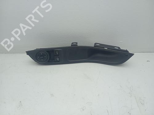 Used Left front window switch FORD FOCUS III [2010-2020]  31619296