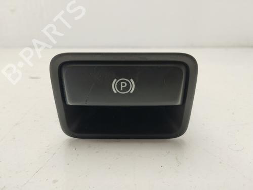 Used Switch MERCEDES-BENZ CLA Coupe (C117) [2013-2019]  25334480