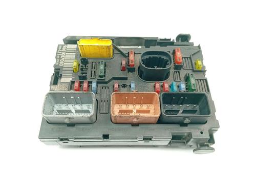 Used Fuse box Fuse box PEUGEOT 307 (3A/C) 1.6 HDi 110 (109 hp) 31795950 31795950