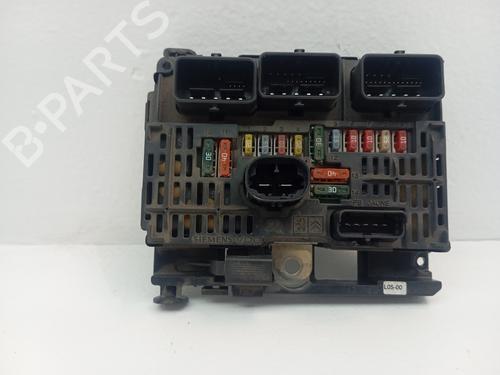 Used Fuse box CITROËN C8 (EA_, EB_) 2.0 HDi 135 (136 hp) 31617518
