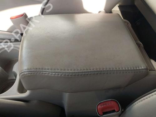 Used Armrest / Center console Armrest / Center console JEEP GRAND CHEROKEE III (WH, WK) 3.0 CRD 4x4 (218 hp) 23428606 23428606