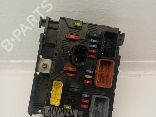 Used Fuse box PEUGEOT 307 SW (3H) [2002-2009]  31616366