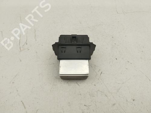 Used Heater resistor Heater resistor PEUGEOT 2008 I (CU_) 1.2 THP 110 / PureTech 110 (110 hp) 40012499 40012499