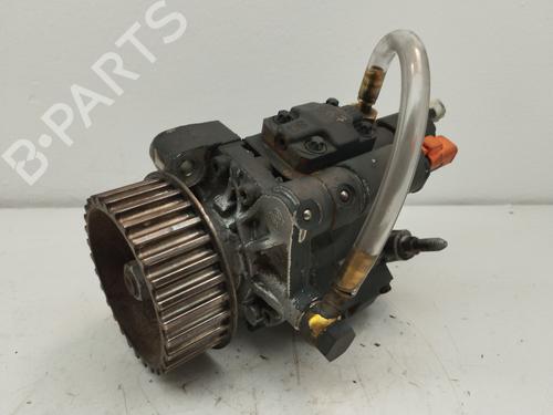 Used Injection pump RENAULT MEGANE II (BM0/1_, CM0/1_) [2001-2012]  31615596