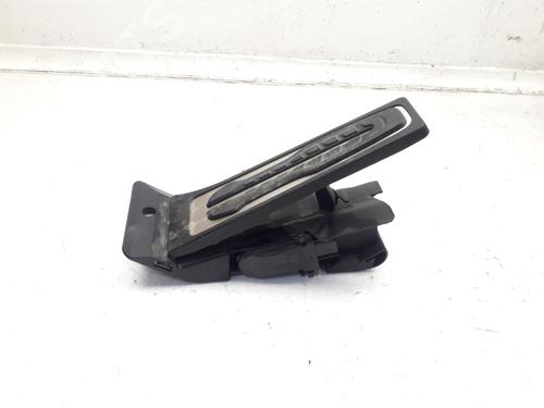Pedal BMW 3 (G20, G80, G28) 318 d (150 hp) 11348709
