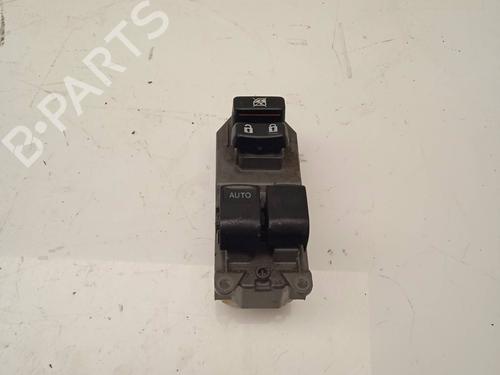 Used Left front window switch TOYOTA YARIS (_P9_) 1.4 D-4D (NLP90_, NLP90R) (90 hp) 11165998