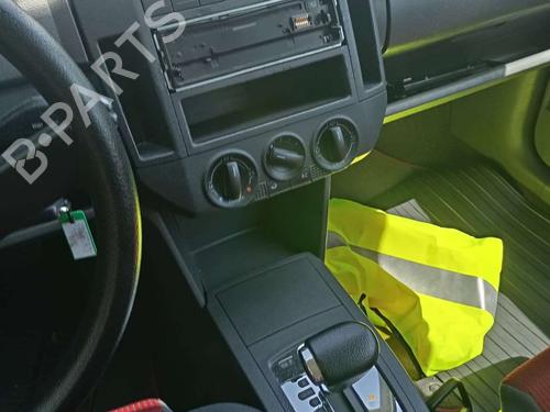 Front bumper VW POLO IV (9N_, 9A_) 1.4 16V | BP31615161C7