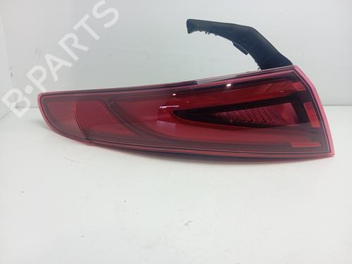 Farolim esquerdo ALFA ROMEO GIULIA (952_) 2.2 D Q4 (952AFA45M, 952ANA4) (190 hp) 17533949