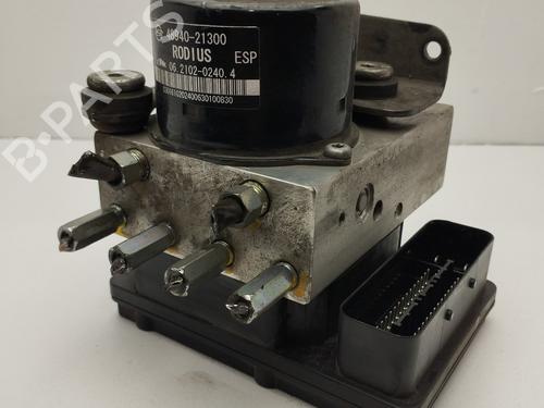 Used ABS pump SSANGYONG RODIUS I 2.7 Xdi (165 hp) 19677594