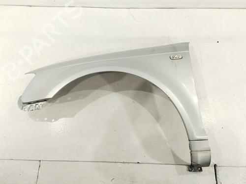 Guarda-lamas esquerdo AUDI A3 (8P1) 1.9 TDI (105 hp) 31620421