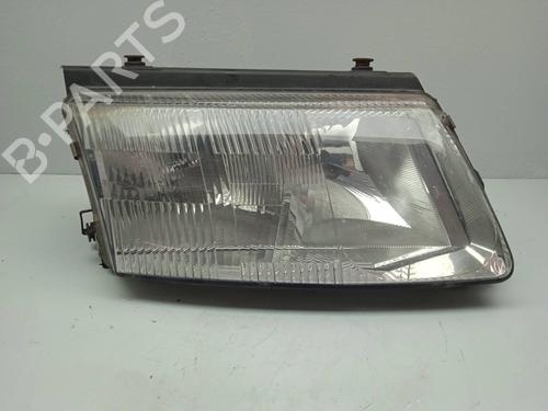 Used Right headlight VW PASSAT B5 (3B2) [1996-2001]  15206389