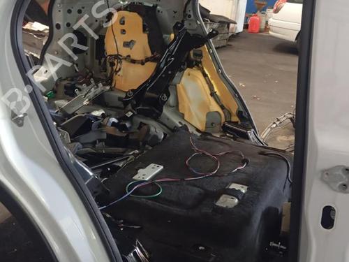 BP19522368C142 main image