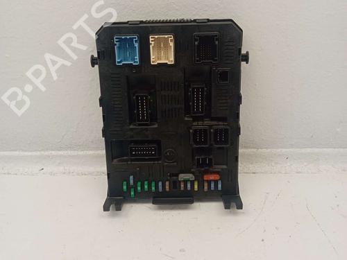 Used Fuse box PEUGEOT 307 SW (3H) [2002-2009]  31617684