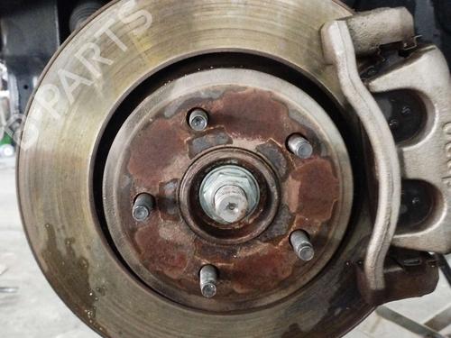 Used Left front steering knuckle Left front steering knuckle JEEP GRAND CHEROKEE III (WH, WK) 3.0 CRD 4x4 (218 hp) 23428587 23428587