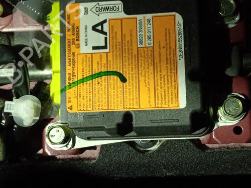 Airbag module NISSAN LEAF (ZE0) Electric (109 hp) 33013190