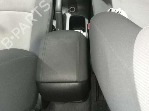 Used Armrest / Center console Armrest / Center console CHEVROLET CRUZE (J300) [2009-2026] 22697861 22697861